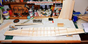 Complete wing w/o top sheeting: Douglas C-47 (DC-3) Control Line Model - Airplanes and Rockets
