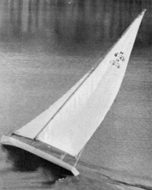 Simplified construction all wood racing yacht - Airplanes and Rockets