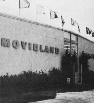 Movieland Museum, a 20-minute drive from Disneyland - Airplanes and Rockets