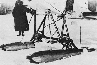 Detail view of the D.XIII's ski attachment - Airplanes and Rockets