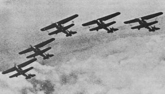 Fokker D.XIIIs were used to train pilots - Airplanes and Rockets