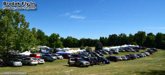 Brodak's 2016 Fly-In, parking area - Airplanes and Rockets