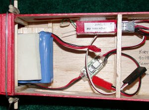 Great Planes Li'l Poke radio compartment, receiver & ESC closeup - Kirt Blattenberger - Airplanes and Rockets