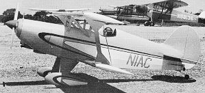 This view gives an excellent angle on those wings, which have a distinctively short chord - Airplanes and Rockets