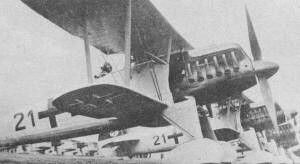 Line-up of "Richthofen Geschwader" in German Luftwaffe Heinkels - Airplanes and Rockets