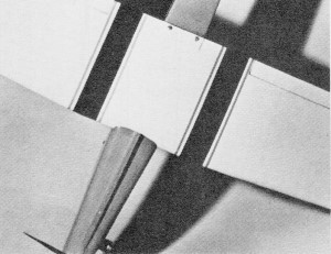 The lazy man's retract system - Airplanes and Rockets