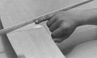 Finger-molded glue fillets add strength and streamlining - Airplanes and Rockets