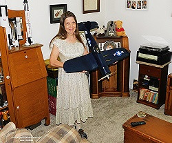 Supermodel Melanie holding Sterling F4U-1 Corsair - Airplanes and Rockets