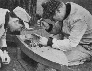 Two powerboat enthusiasts - Airplanes and Rockets