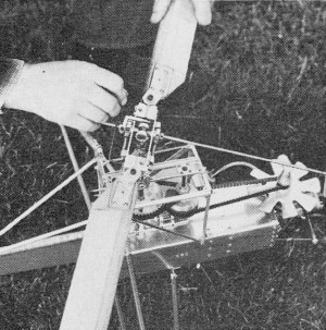 Securing main rotors after adjusting - Airplanes and Rockets