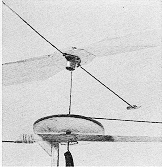 Note how stabilizer bar bends around hub - Airplanes and Rockets