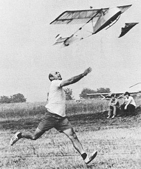 Max dramatically reciprocates with a super launch of Doc's SG-38 - Airplanes and Rockets