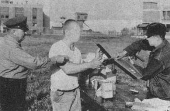 There's always an expert in the crowd - Airplanes and Rockets