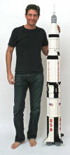 Airplanes and Rockets: Nathan Sawaya's LEGO Saturn V - Amazing! - Airplanes and Rockets