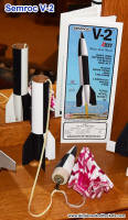 Semroc V-2 model rocket w/parachute - Airplanes and Rockets